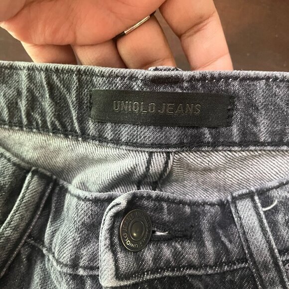Uniqlo Jeans Black Distressed Loose Straight Jeans Denim Size 28 - Picture 5 of 6
